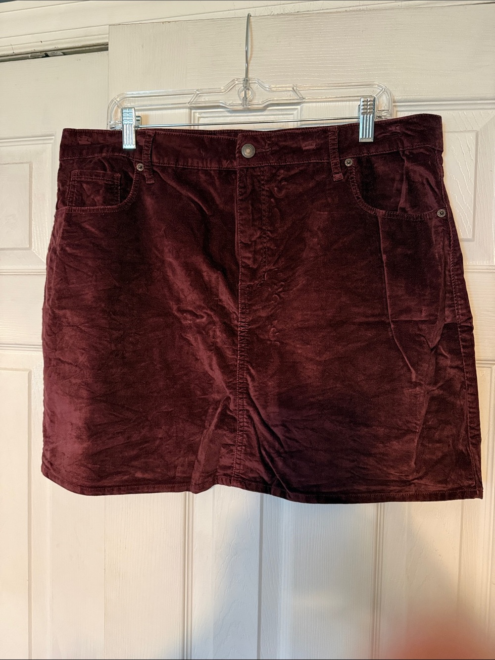 Old Navy Velour Mini Skirt — Burgundy